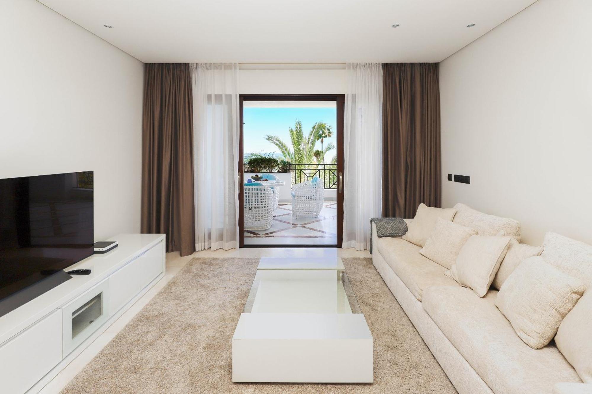 Doncella Luxury With Ocean View Estepona