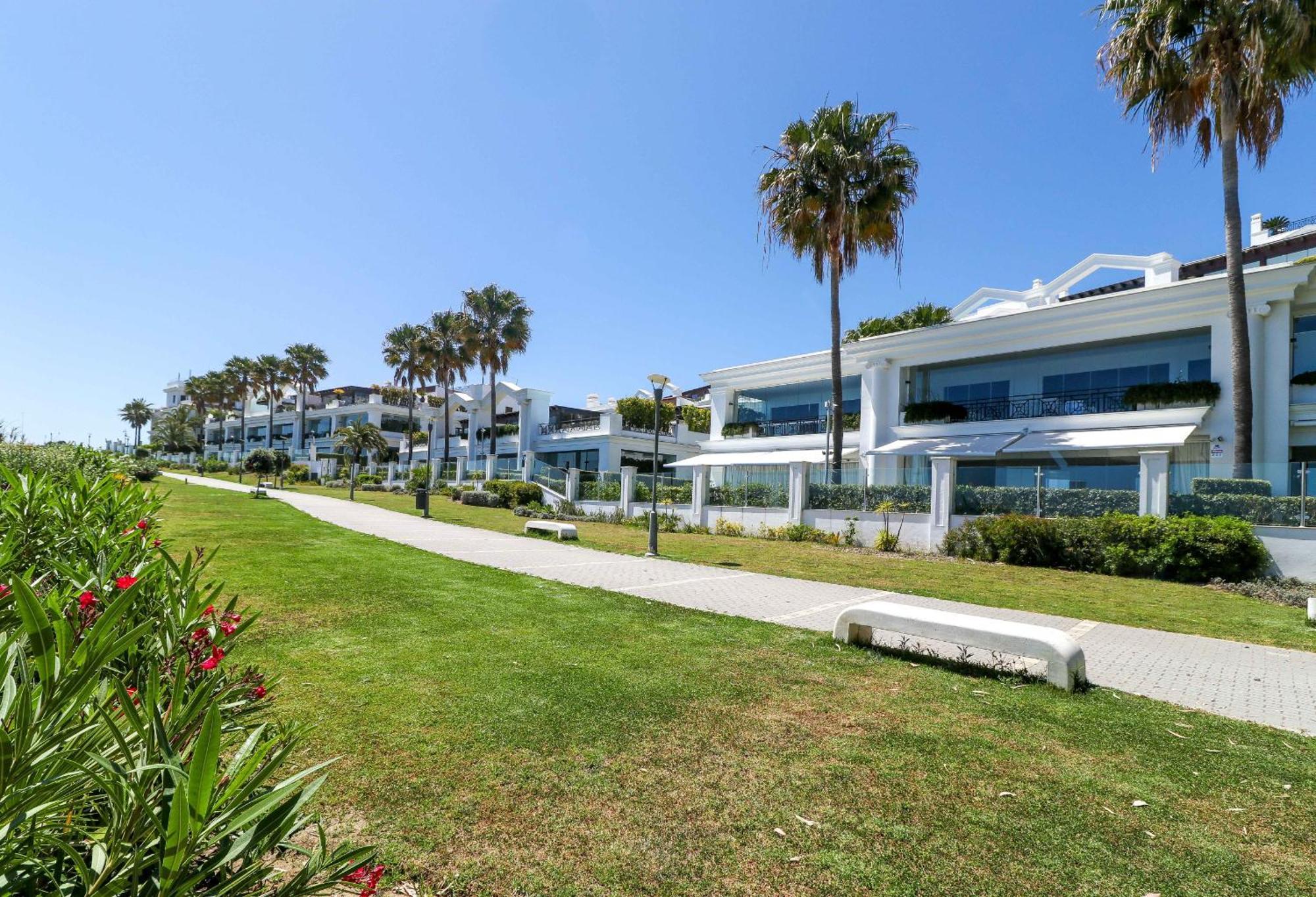 Doncella Luxury With Ocean View Estepona